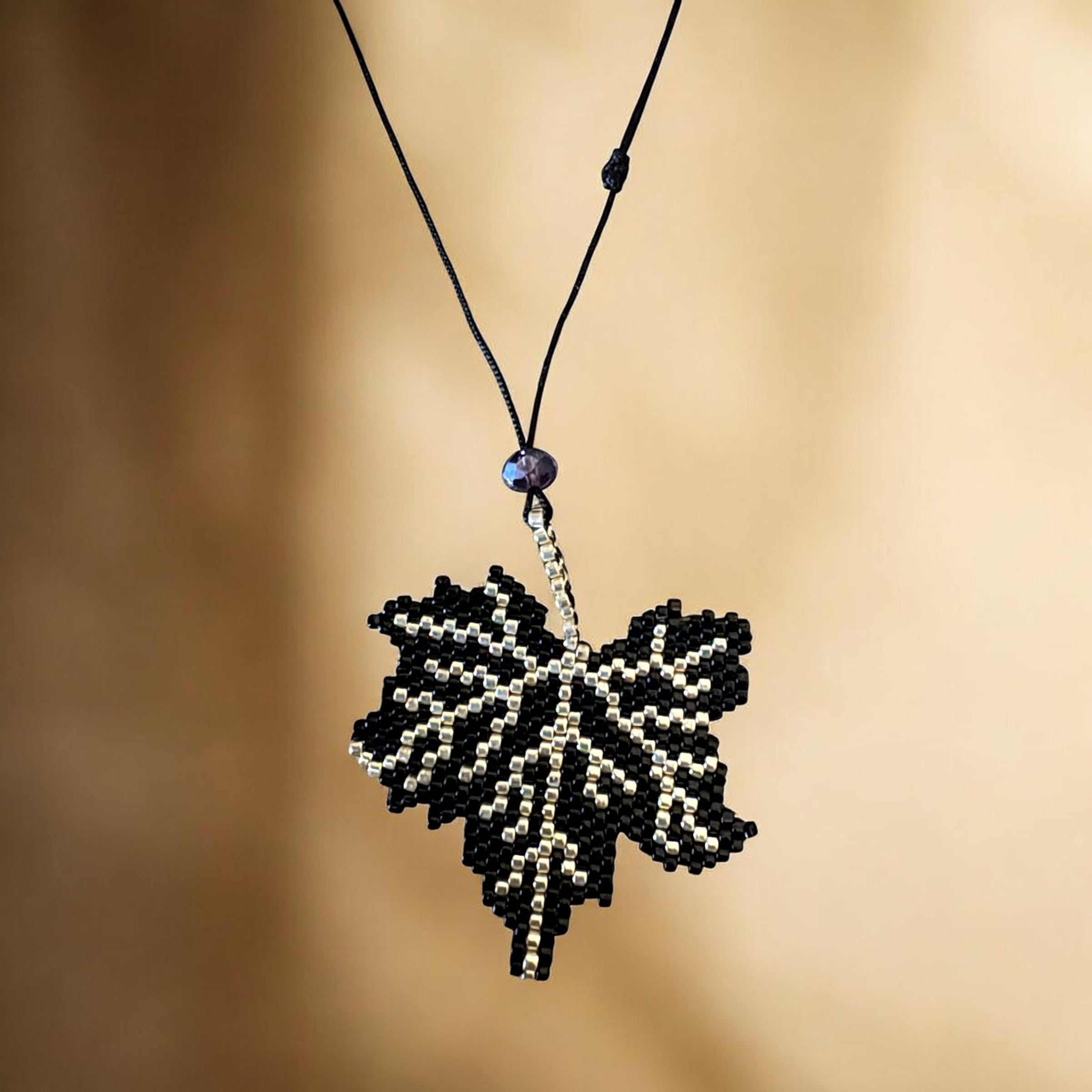 Collar Hoja Wixárika