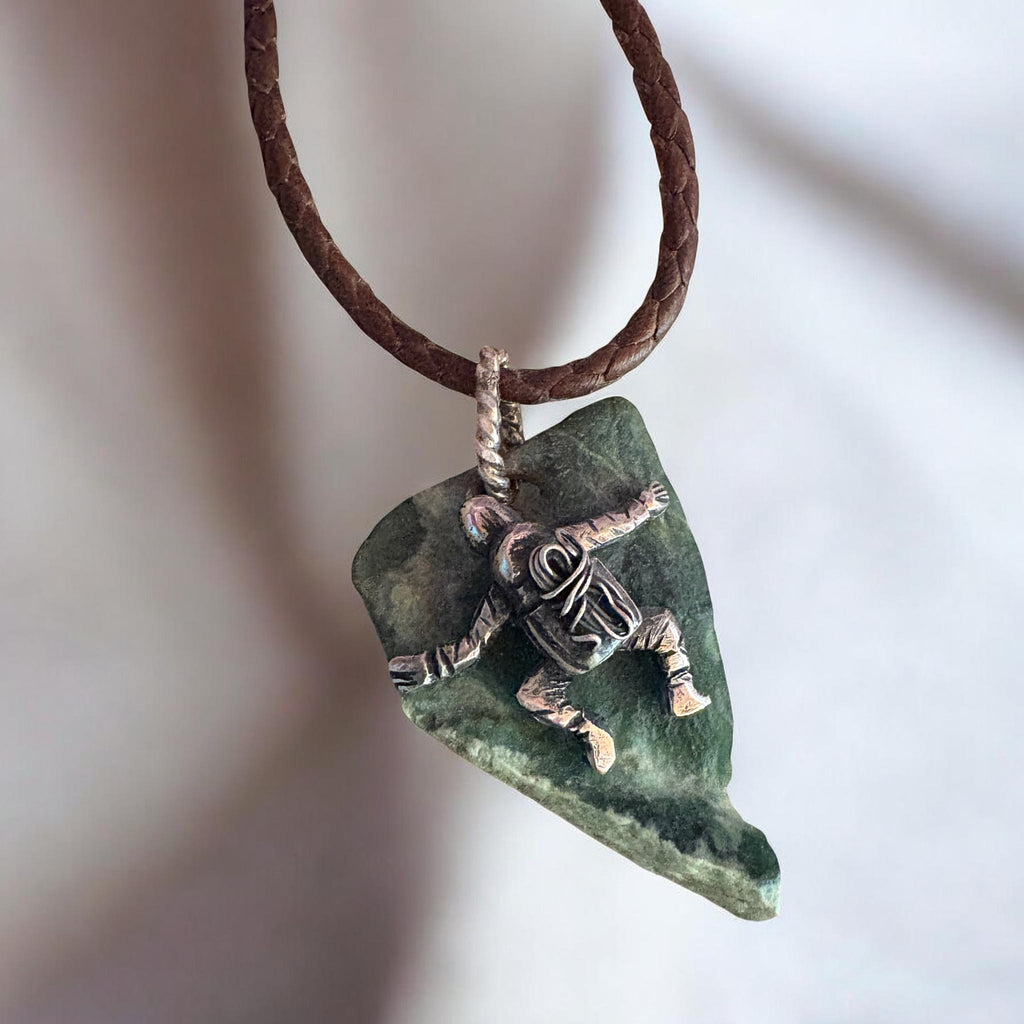 Huella Vertical · Jade