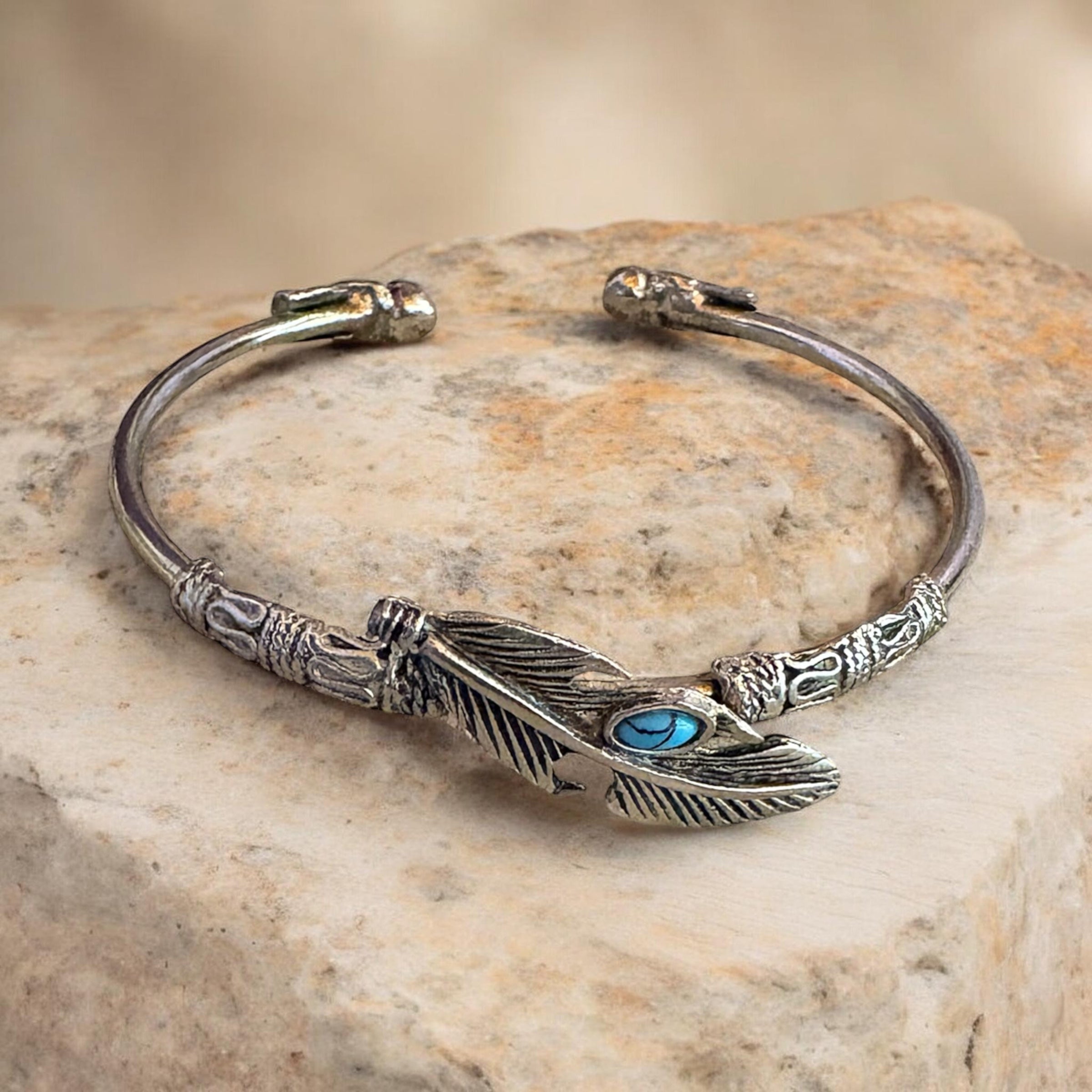 Pluma del Camino · Brazalete Talismán